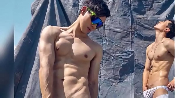 Handsome Asian model, best Asian gay porn sites