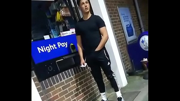 NICE  BULGE, amateur gay guys