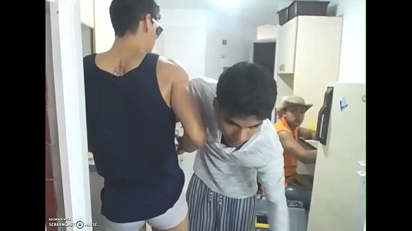 3 Twinks have Fun, free amature gay porn