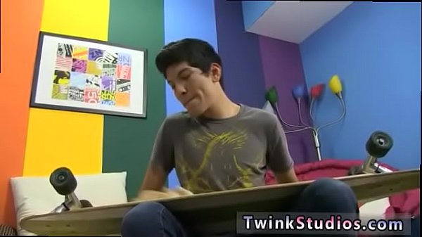 Gay peeling locker room porn Dustin Cooper wants to borrow Jack