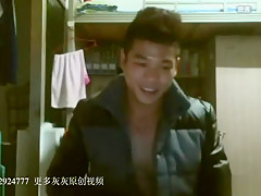 Muscle Chinese college guy jerk off