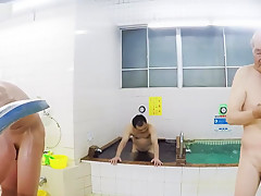 Naked Wash Time, Asian gay men