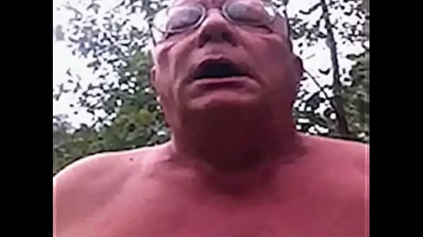 Um Ano de Foda com Velho e Maduros www.daddytube.club/