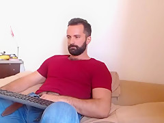 Chaturbate – hairymario – 03-10-2017