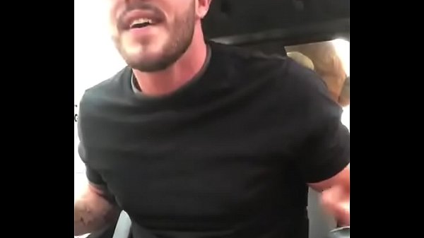 construtor quase é pego no flagra