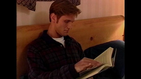 Pacific Sun – Voyuer – scene 2