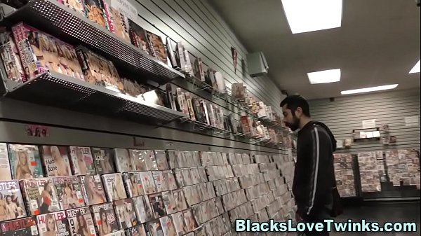 Sucking whitey facialized