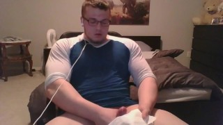 Blonde beefy bull milks out a load from his beautiful cock