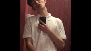 Dream Boy beautifully Masturbation on herself at the Mirror / Big Dick 23cm