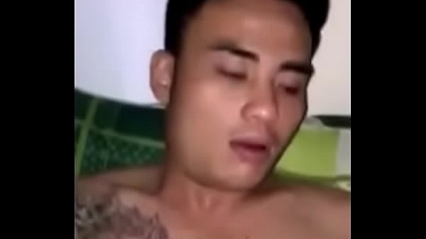 Mỹ Hoa Nắng thủ dâm bắn tinh