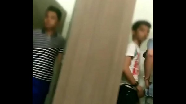 Pegação no banheiro