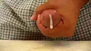 Pissing and Nutting at the same time