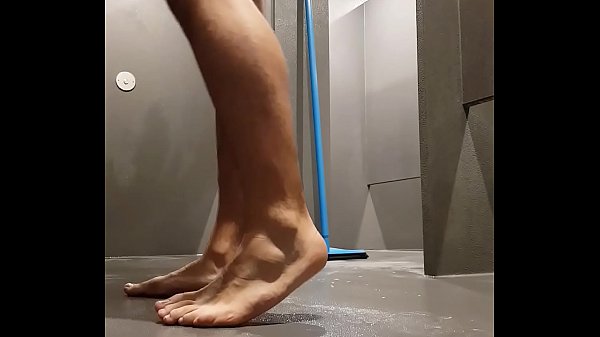 Spy boy on shower at sport