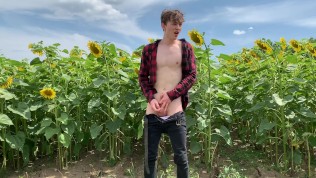 Hot Handjob OUTDOOR & Young Cute Boy CUM HARD /Perfect BODY / BIG DICK 23cm, best amateur gay videos