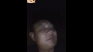 帅叔在夜深人静的时候在街上打飞机, hot young Asian gay porn