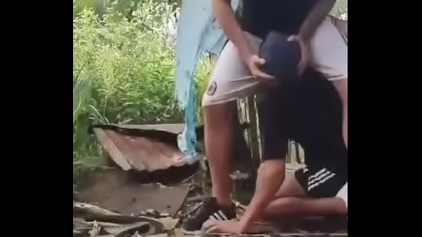 Fodendo a boca igual uma buceta