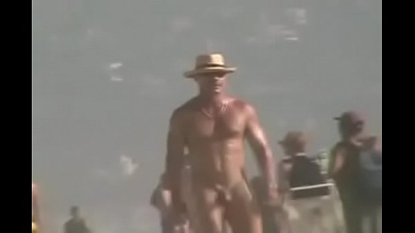 Homens Nu Praia De Nudismo