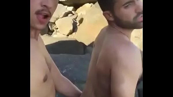 Puto Leitado na praia