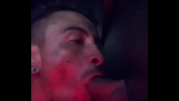 Mamado una verga rica en cabinas