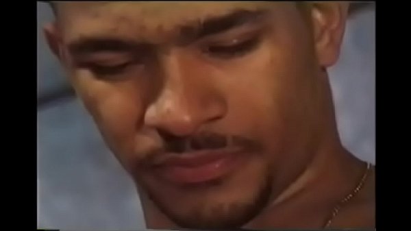 Reynaldo De León – Solo Hunk