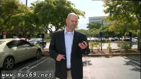 Straight men getting seduced by glory hole and young uncut straight