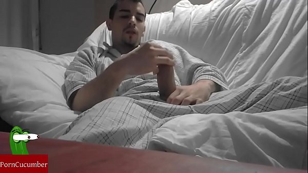 El tour de pajas de JotaDe Te Jode: En pijama