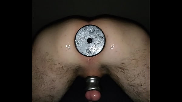 Fisting a bi czech guy