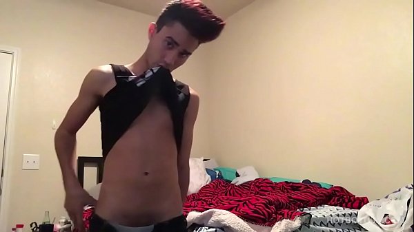 Latin Twink Lucas Jacks Off
