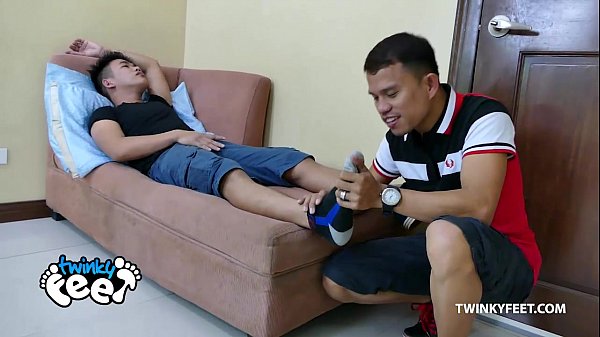 Twinks Rico and Alex Foot Fetish Raw Fuck