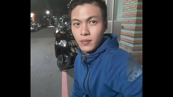 台灣 taiwan 同志 洗澡 自拍