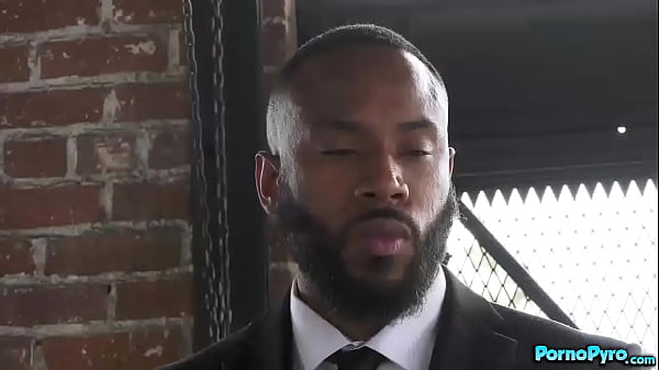 Skinny Wife Kyler Quinn Sucks The Insemination Specialist’s BBC