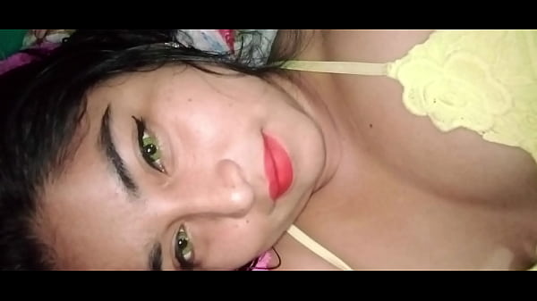Soy una Putiesposa me encanta hacerle los cuernos más grandes a mi esposo